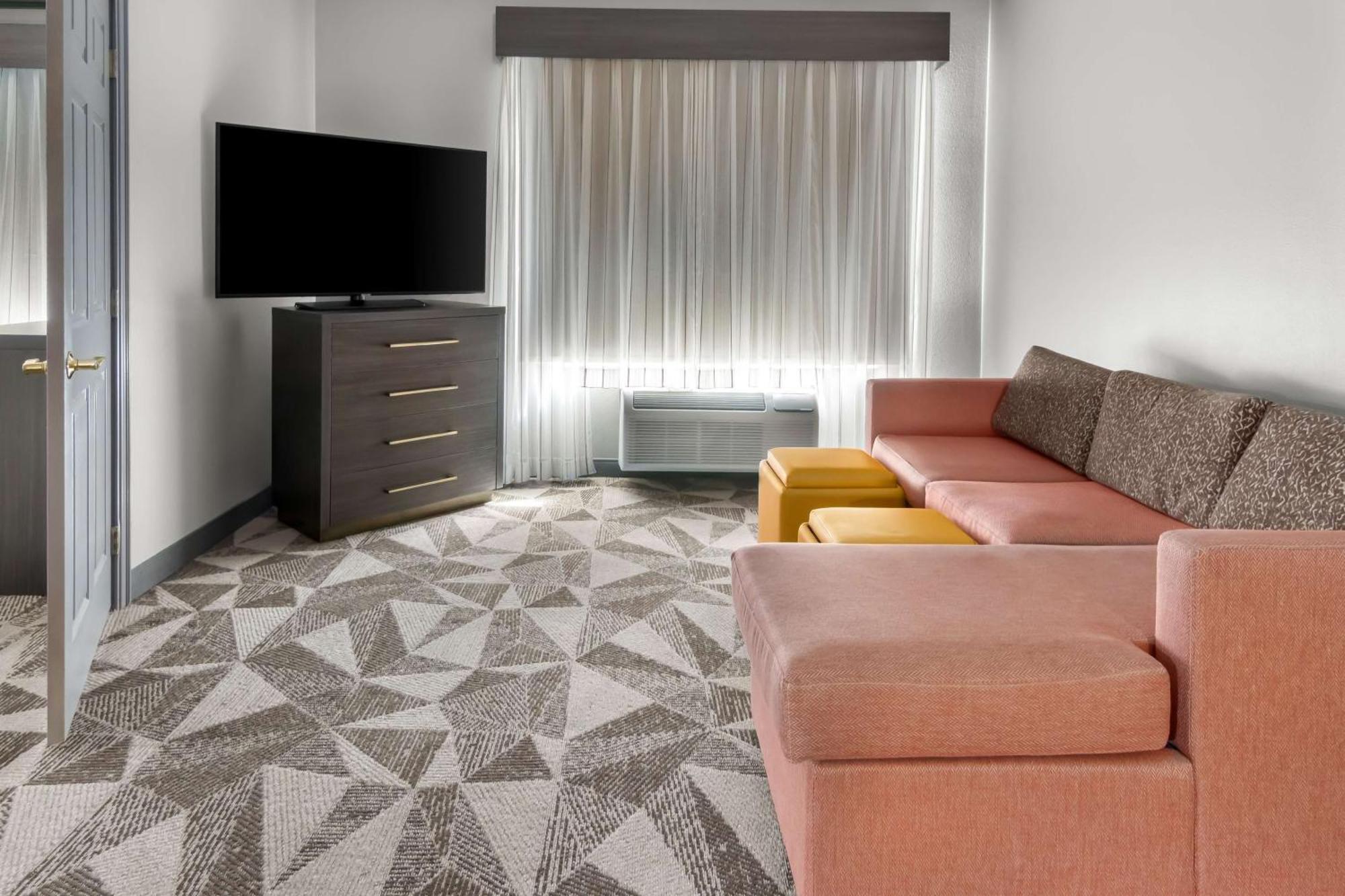 Big Country Hotel & Suites, Surestay Collection By BW Abilene Zewnętrze zdjęcie