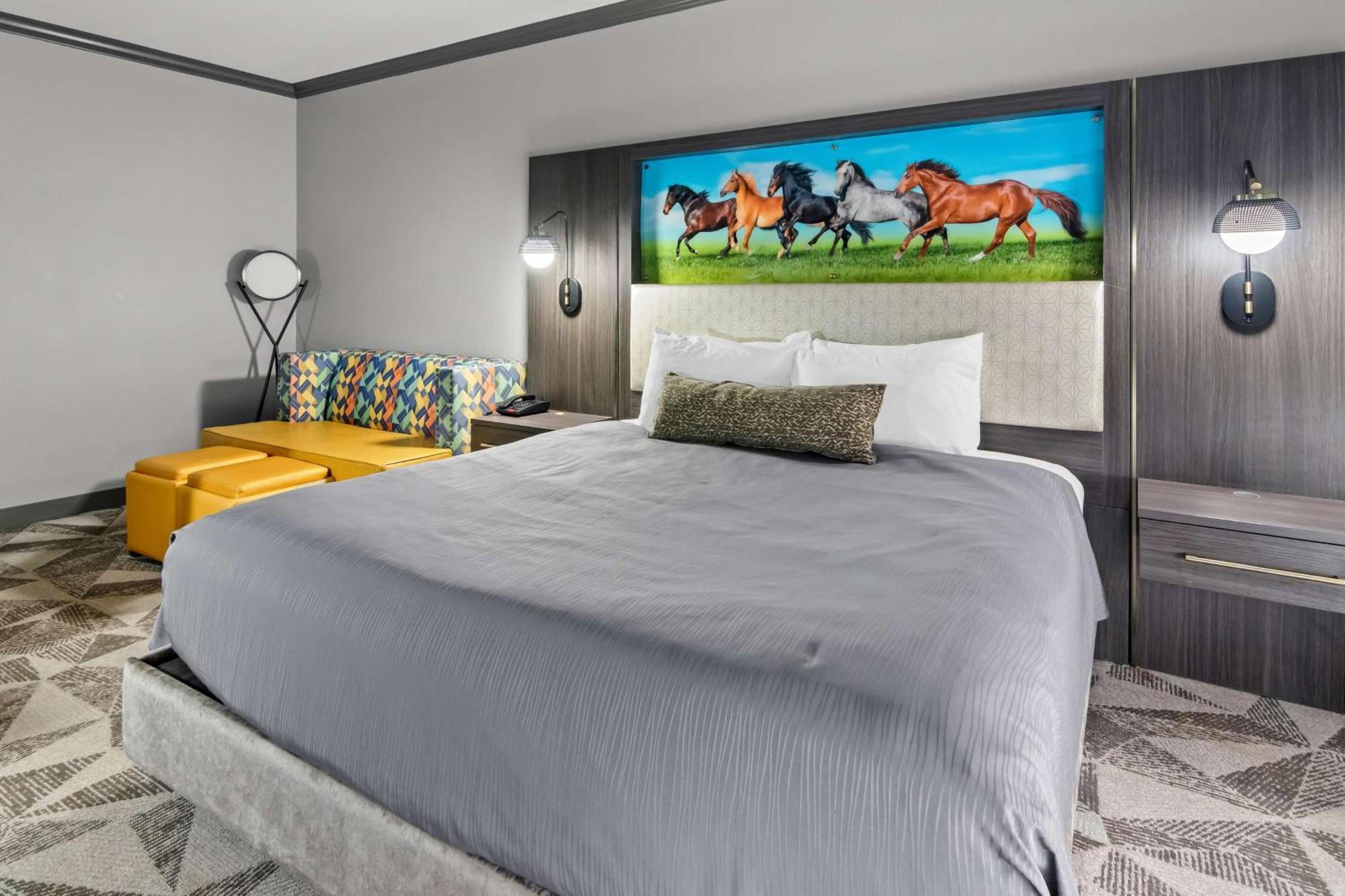 Big Country Hotel & Suites, Surestay Collection By BW Abilene Zewnętrze zdjęcie