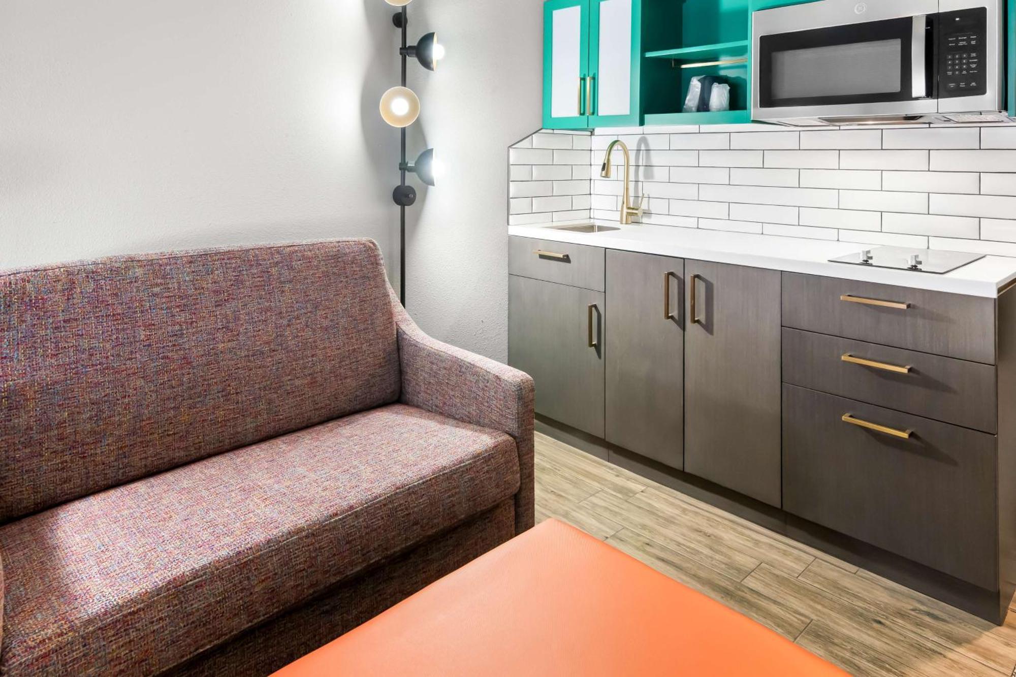 Big Country Hotel & Suites, Surestay Collection By BW Abilene Zewnętrze zdjęcie