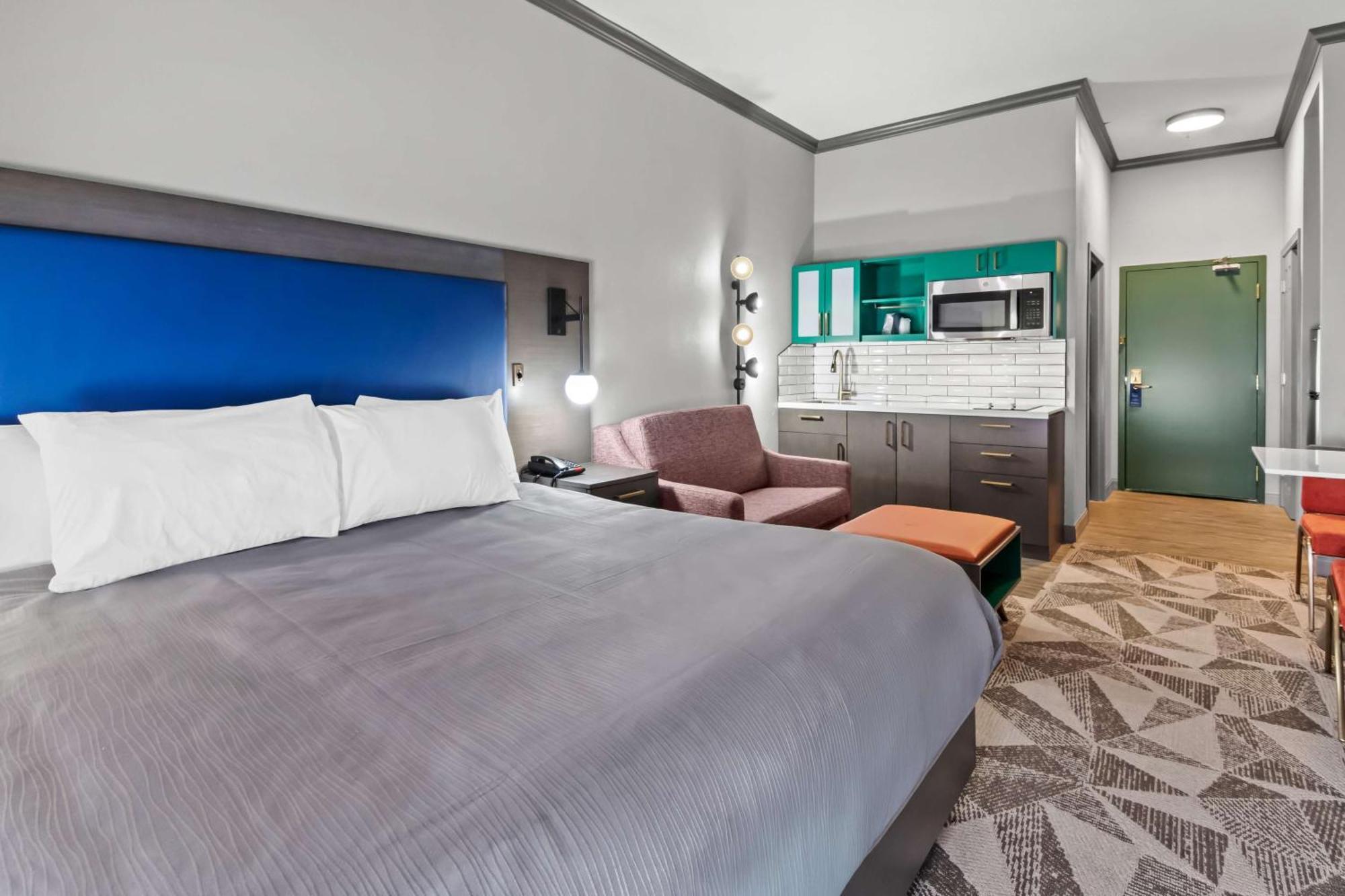 Big Country Hotel & Suites, Surestay Collection By BW Abilene Zewnętrze zdjęcie
