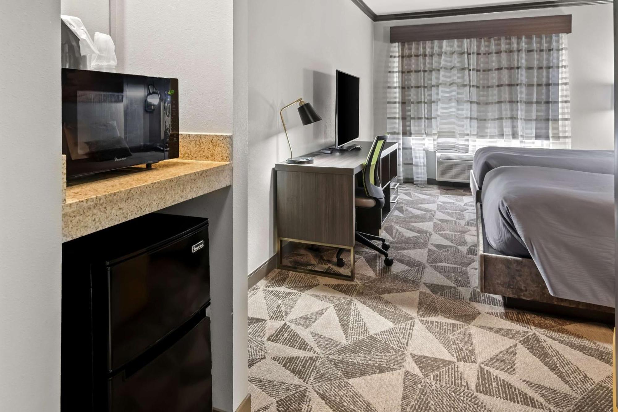 Big Country Hotel & Suites, Surestay Collection By BW Abilene Zewnętrze zdjęcie